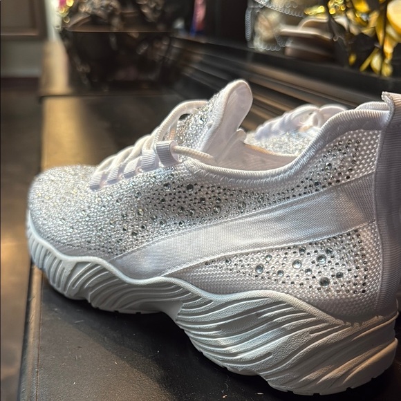 Fashion Nova Glittering Silver and White Women's Sneakers - Picture 4 of 7